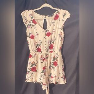 American Eagle Short Sleeve Jumper Size Small